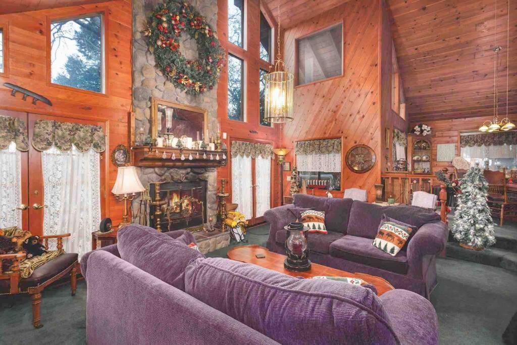 Lakeview 3-Story Winter Home Crestline Екстериор снимка
