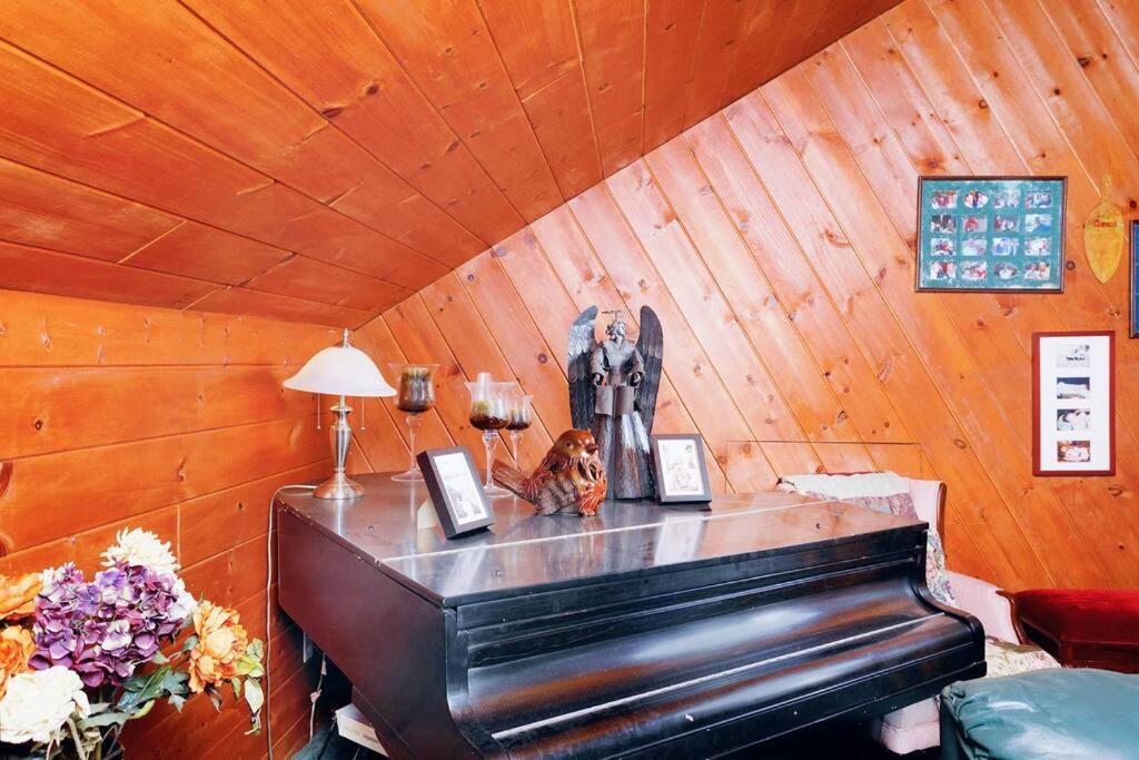 Lakeview 3-Story Winter Home Crestline Екстериор снимка
